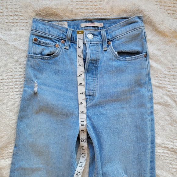 Levi's High Waisted Ribcage Straight Leg Casual Distressed Denim Jean - Picture 7 of 10